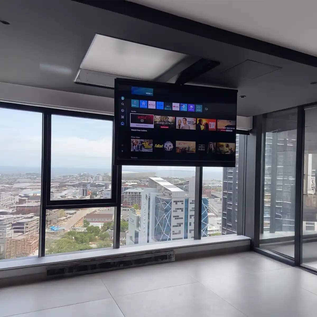 Rotating TV lift